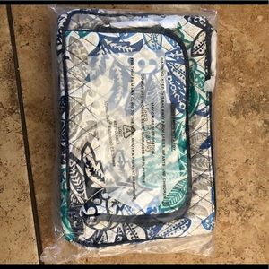 Vera Bradley hipster purse